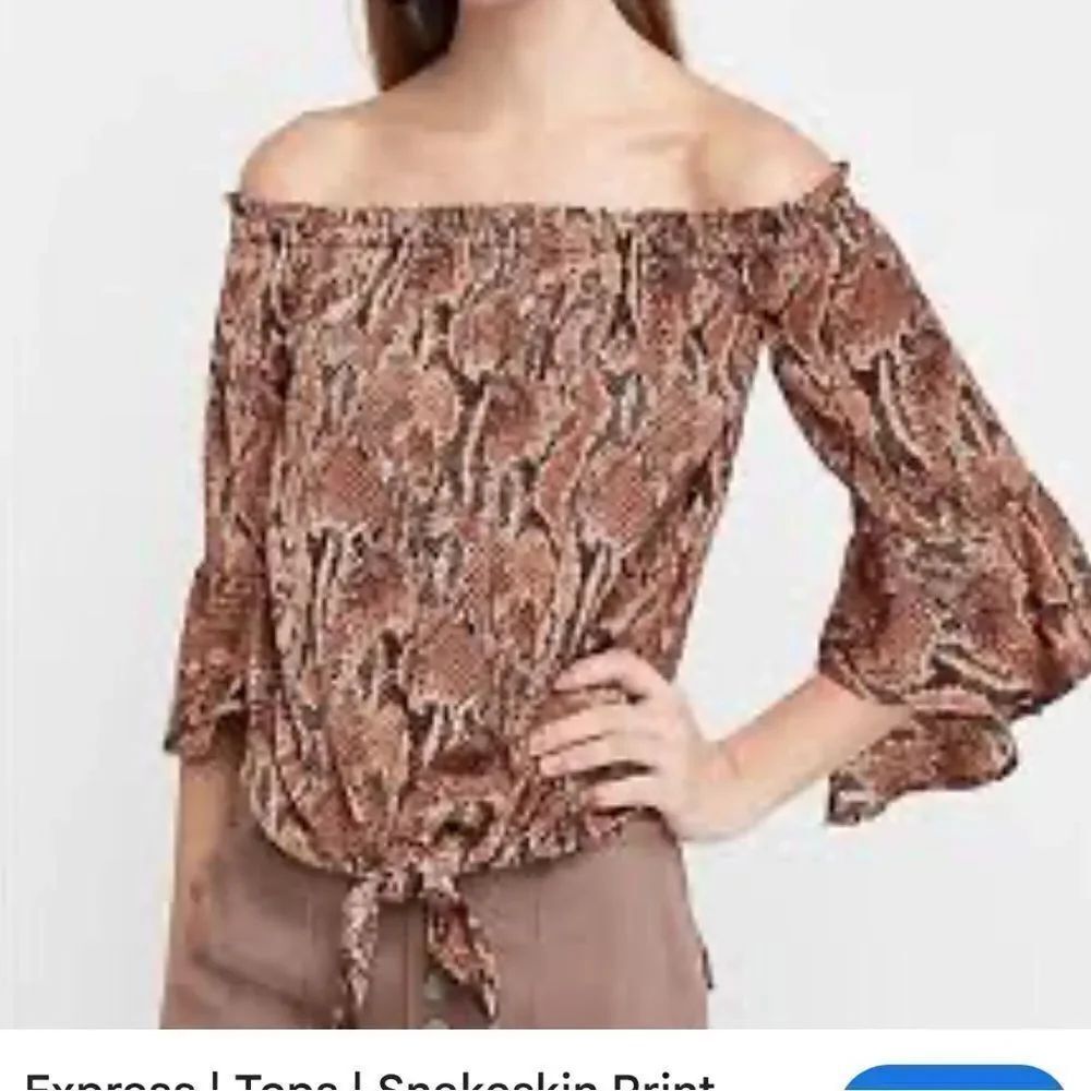 NWT Express Snakeskin Print Flutter Sleeve Off Shoulder Top Size XS